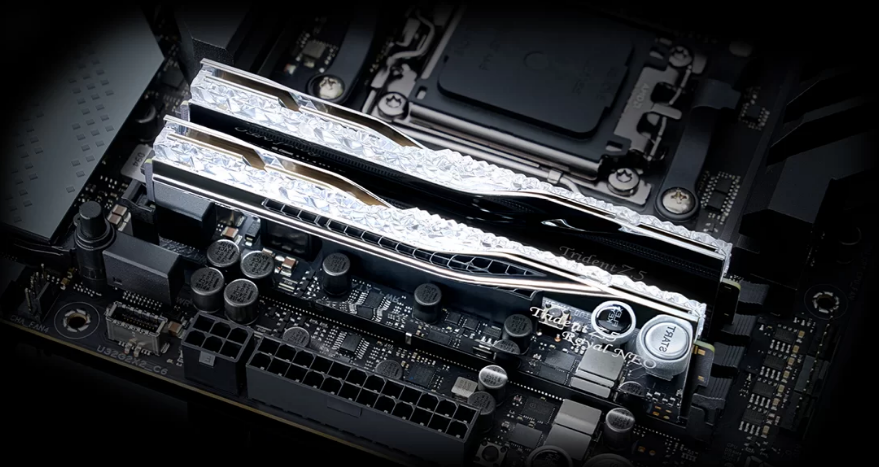 Fourth Image: F5-6000J2636H16GX2-TR5NS