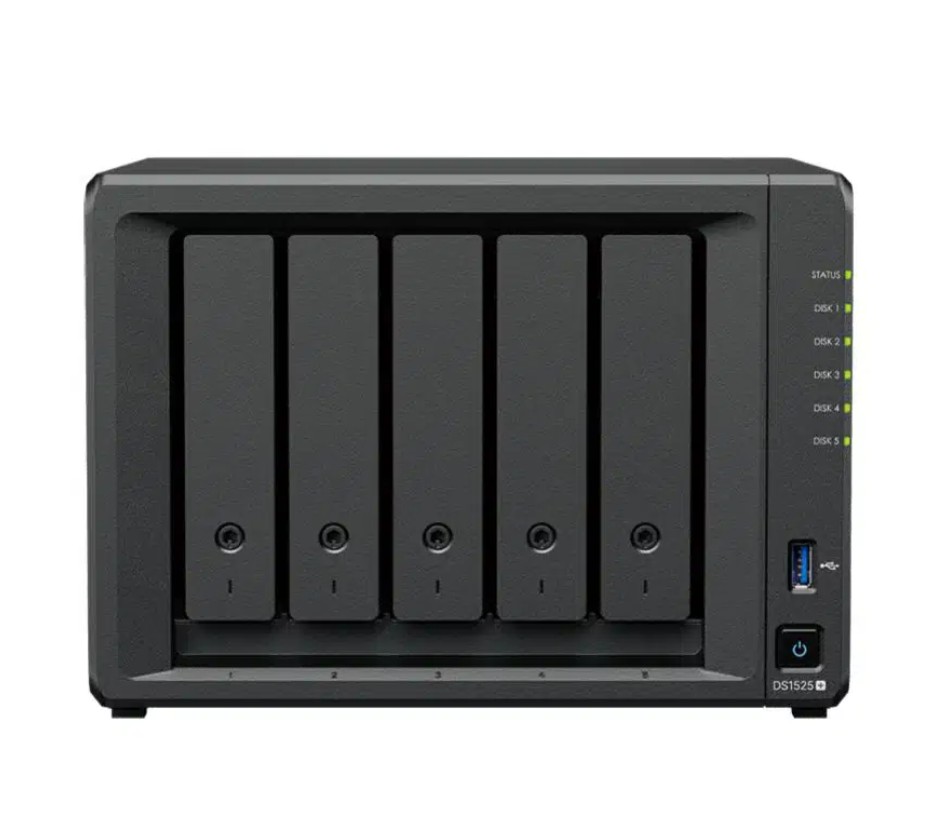 First Image: DS1525+